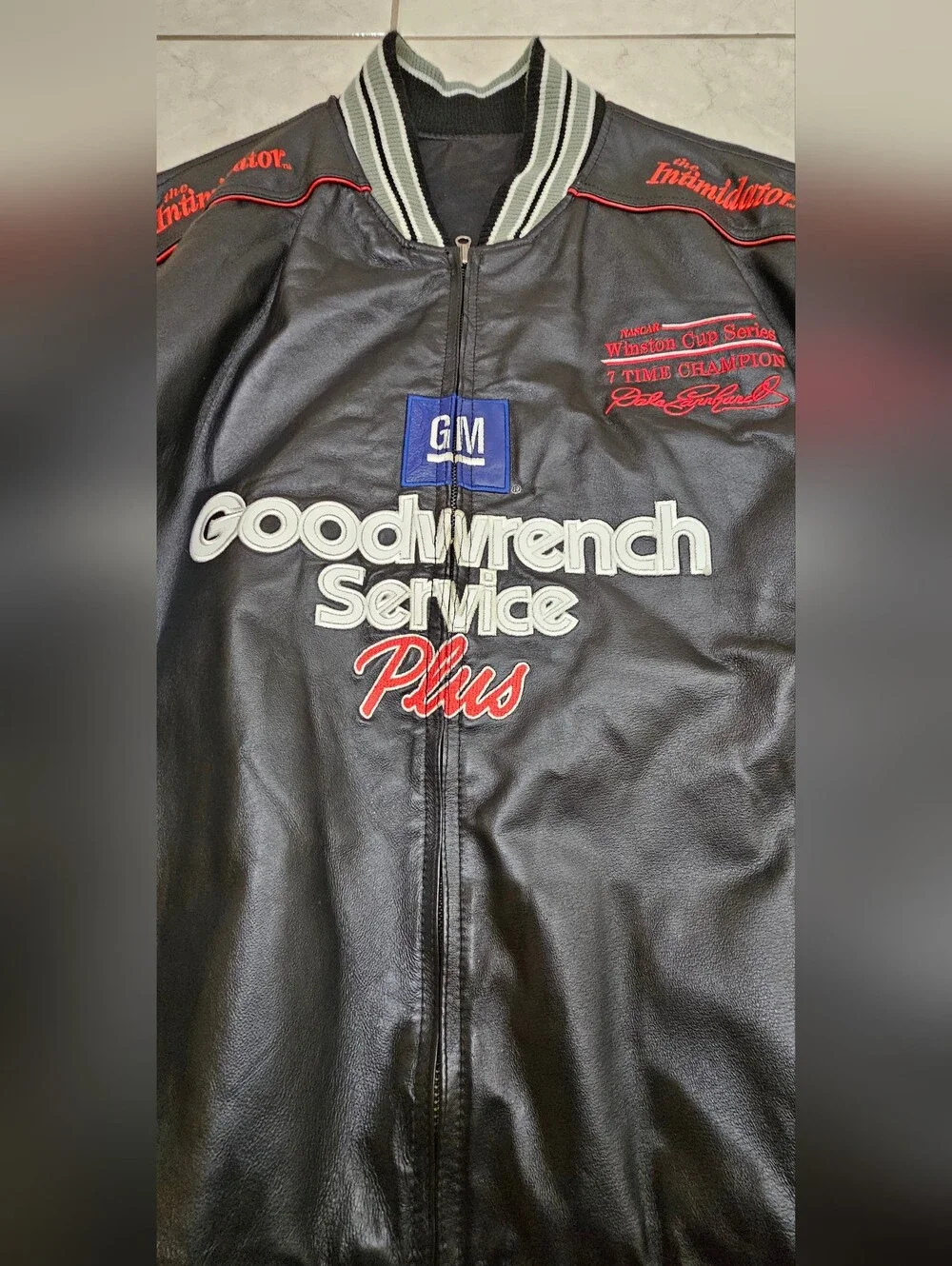 VINTAGE  Dale Earhardt Black Racing Patch Bomber Jacket - Men